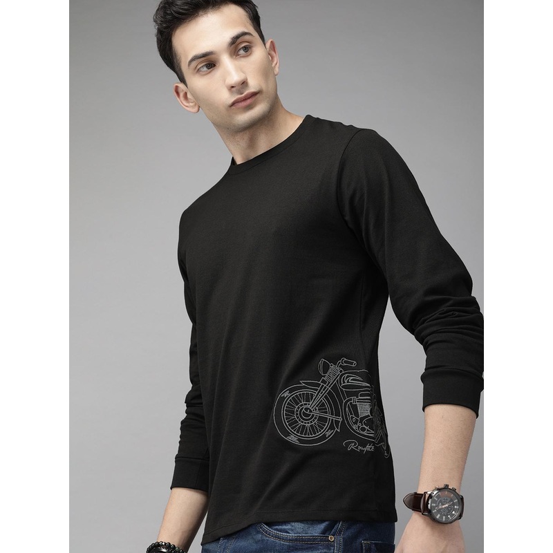 Roadster Men Black Solid Round Neck Pure Cotton T-shirt with Embroidered Detail
