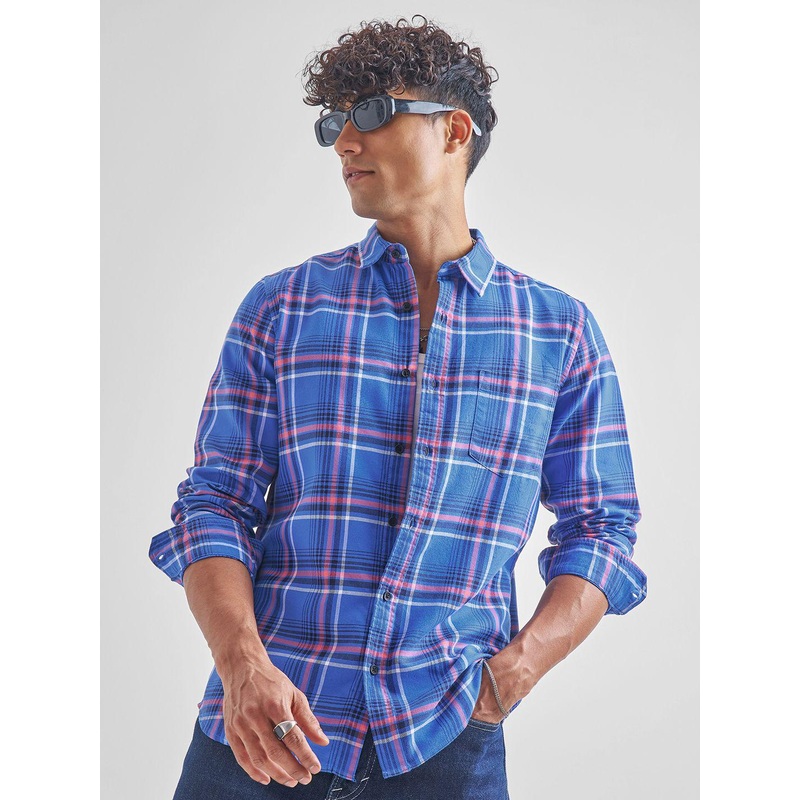 HIGHLANDER Men Slim Fit Tartan Checked Spread Collar Casual Shirt