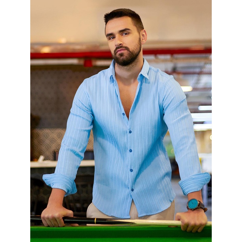 Campus Sutra Classic Fit Striped Textured Spread Collar Long Sleeves Casual Shirt