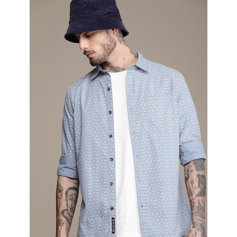 WROGN Slim Fit Geometric Printed Pure Cotton Casual Shirt
