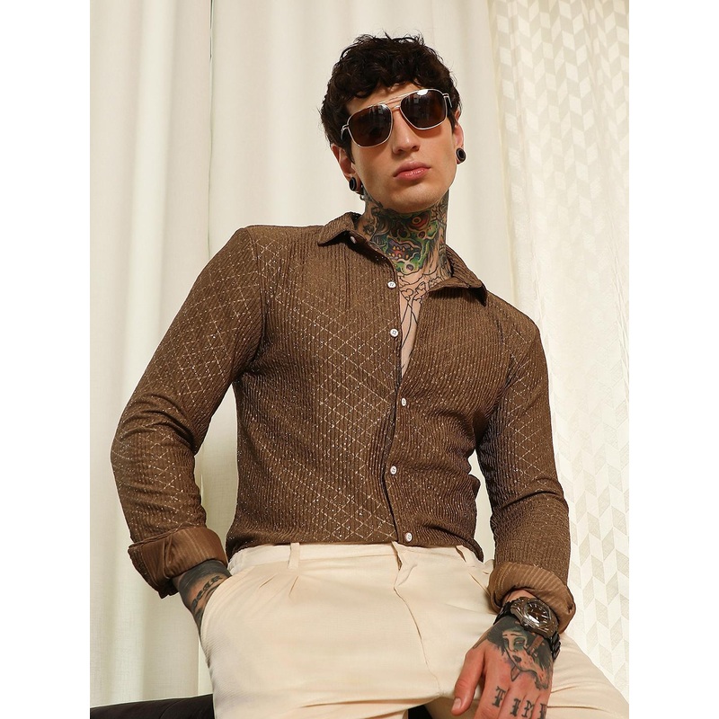 Campus Sutra Comfort Slim Fit Diamond Pattern Spread Collar Casual Shirt
