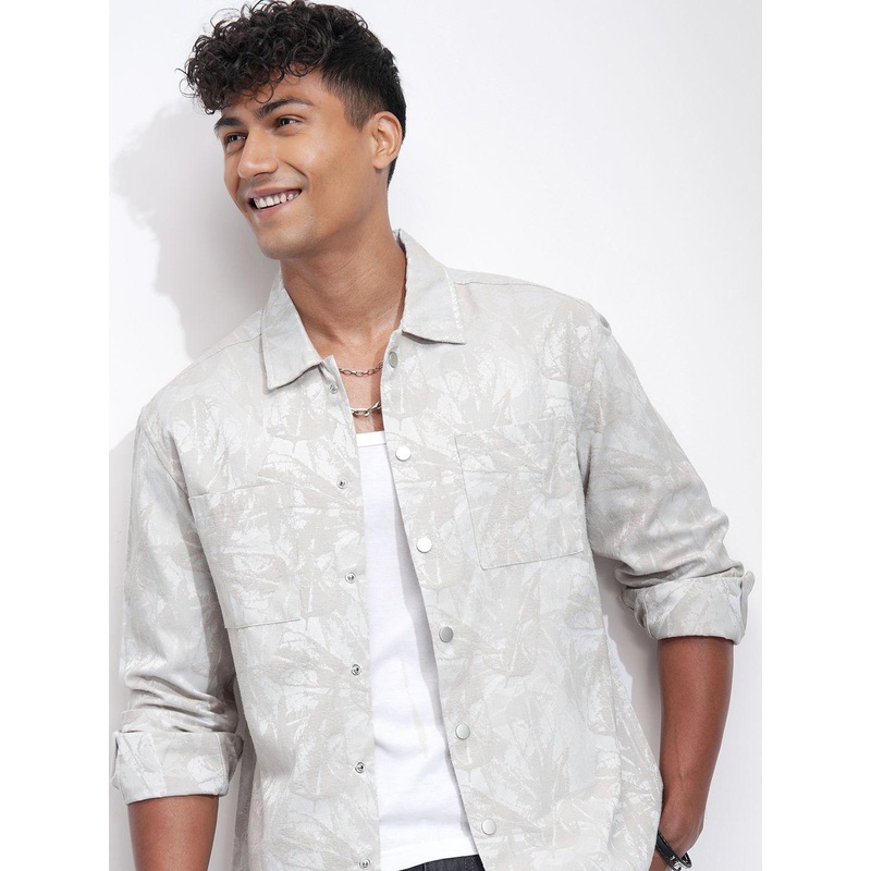 HIGHLANDER Men Comfort Relaxed Fit Textured Spread Collar Casual Shirt