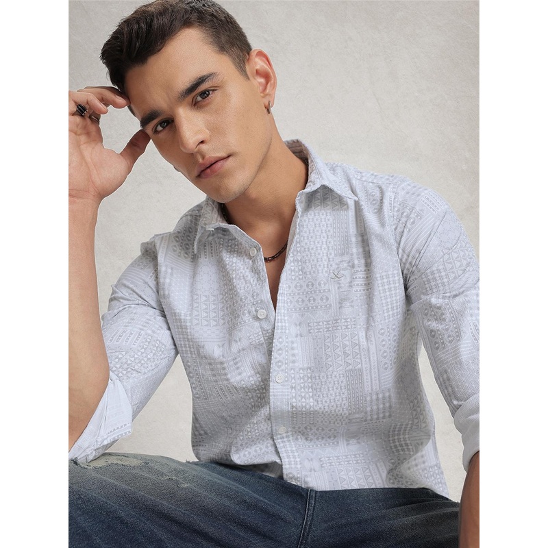 WROGN Opaque Geometric Printed Casual Shirt