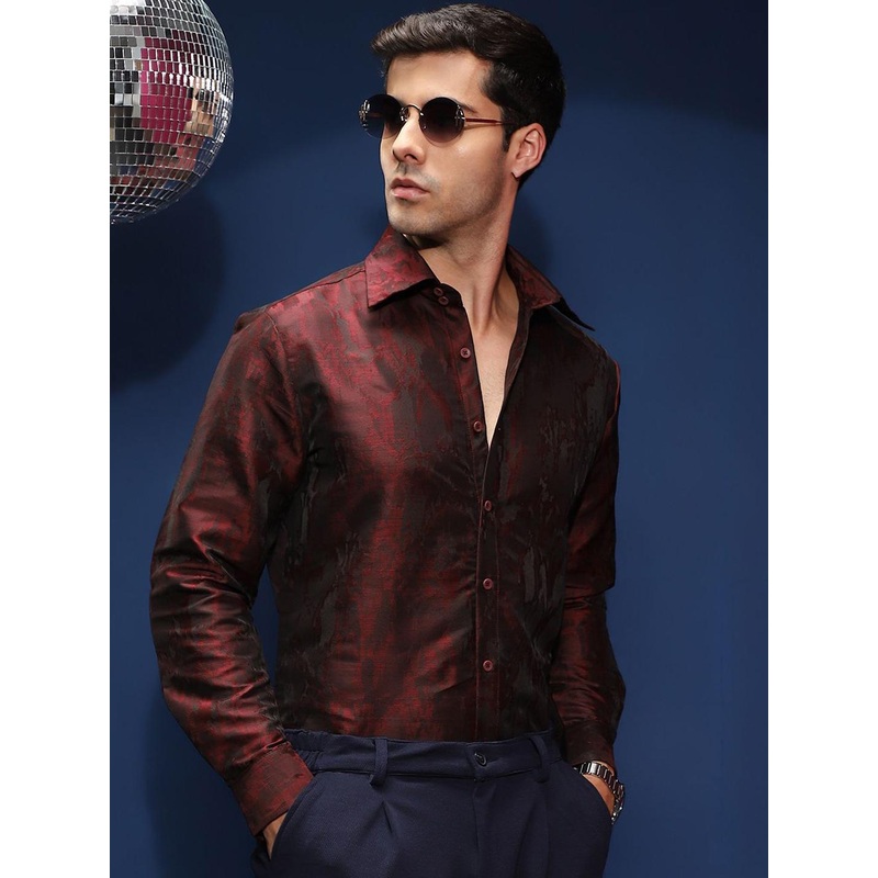 Campus Sutra Comfort Opaque Cotton Regular Fit Casual Shirt