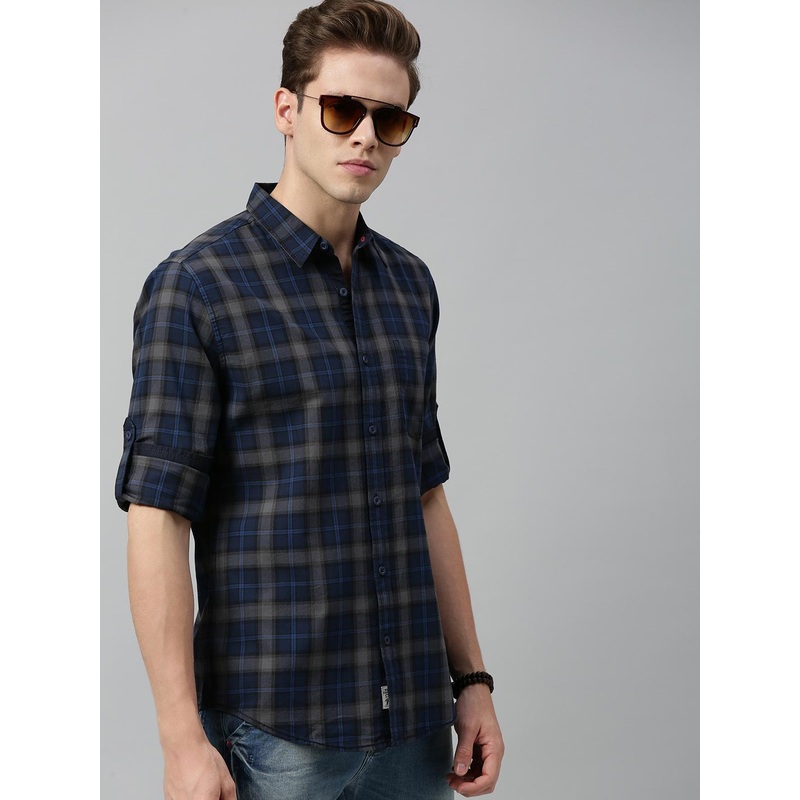 Roadster Men Blue & Grey Regular Fit Checked Casual Sustainable Shirt