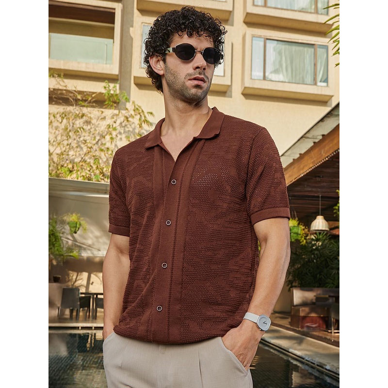 Campus Sutra Men Textured Opaque Casual Shirt