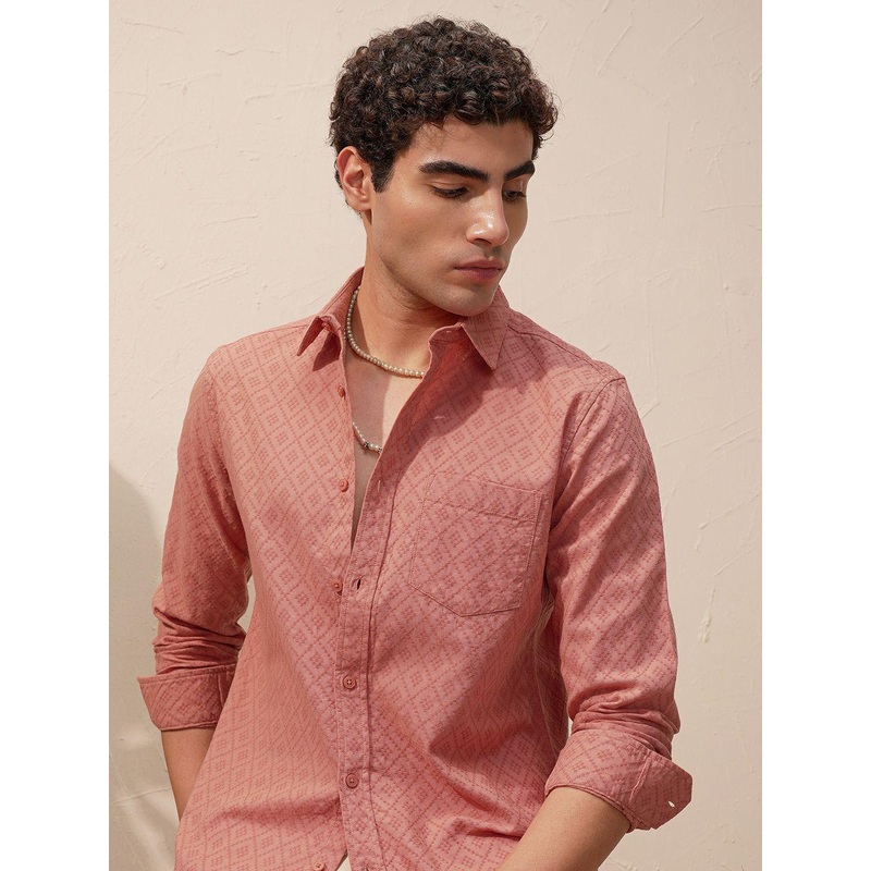 HIGHLANDER Textured Cutaway Collar Slim Fit Dobby Cotton Shirt