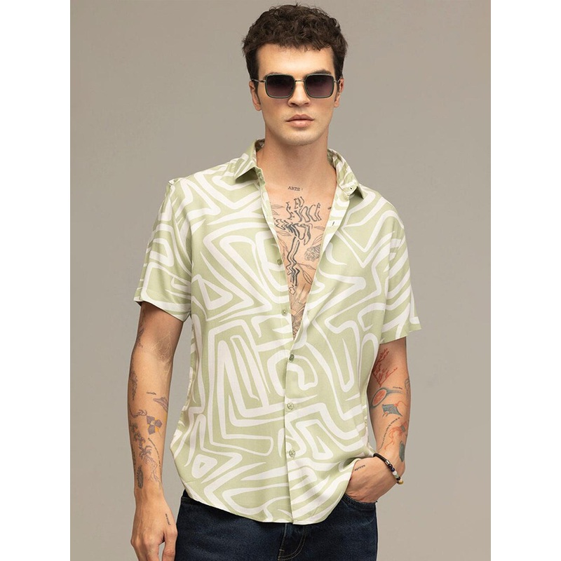 Snitch Green Classic Slim Fit Opaque Abstract Printed Casual Shirt