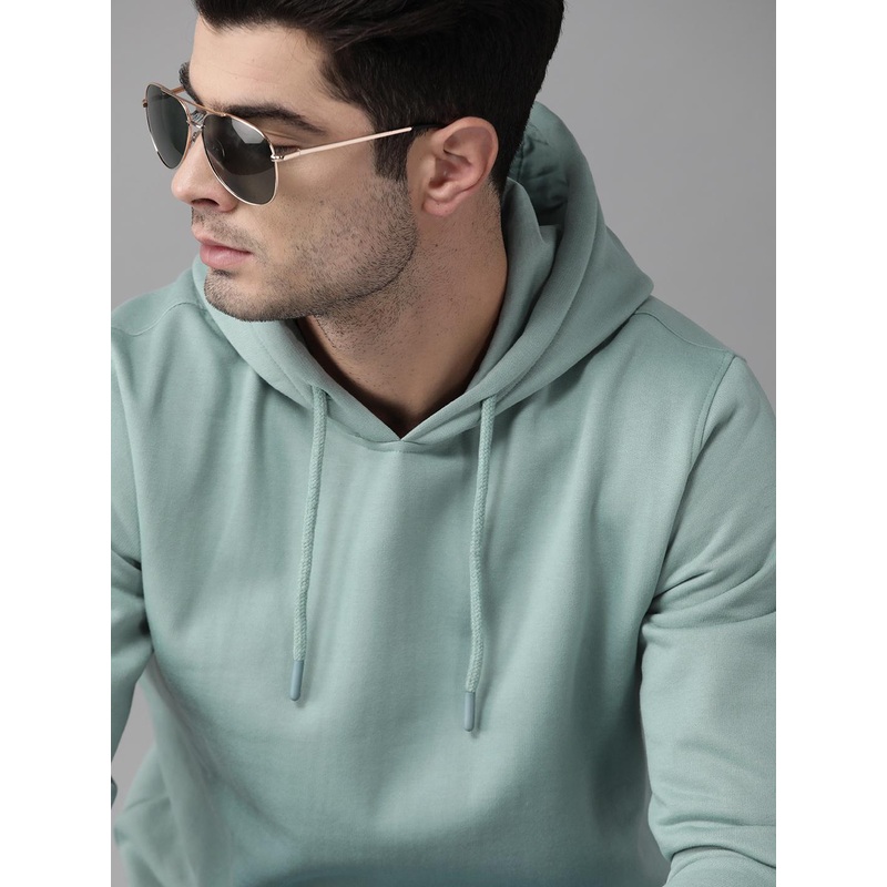 Roadster Men Green Solid Hooded Sweatshirt