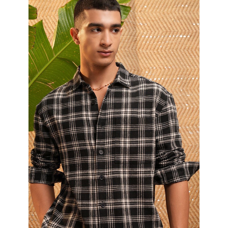 HIGHLANDER Men Black Tartan Checks Casual Shirt