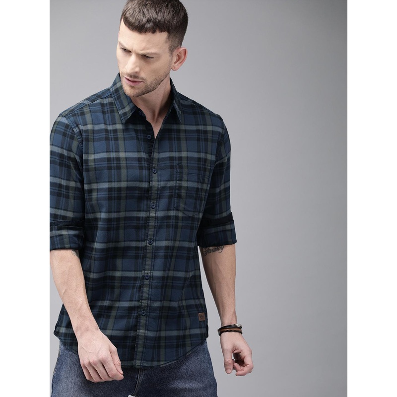 Roadster Men Blue & Olive Green Regular Fit Checked Casual Shirt