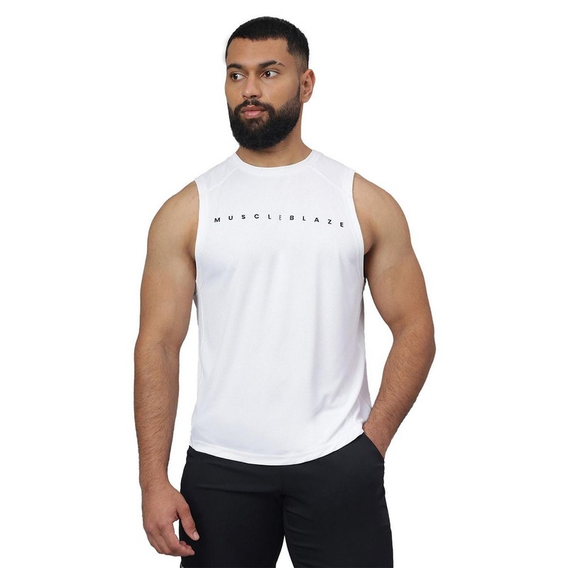 MuscleBlaze Unisex Brand Logo Printed Round Neck Slim T-shirt
