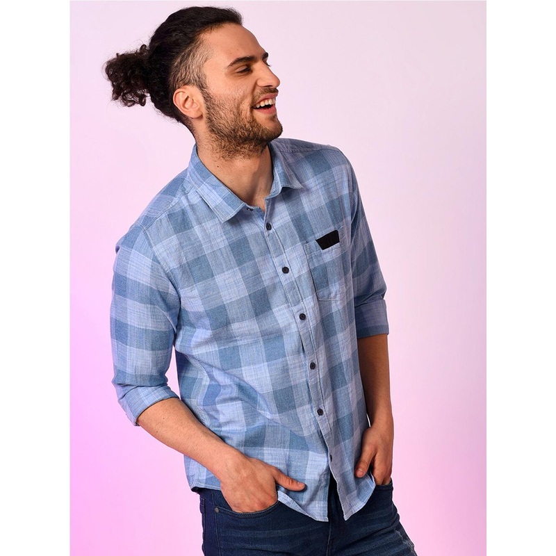 Campus Sutra Spread Collar Classic Checked Cotton Casual Shirt