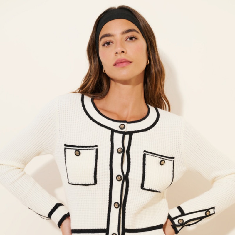 Cropped Lady Cardigan