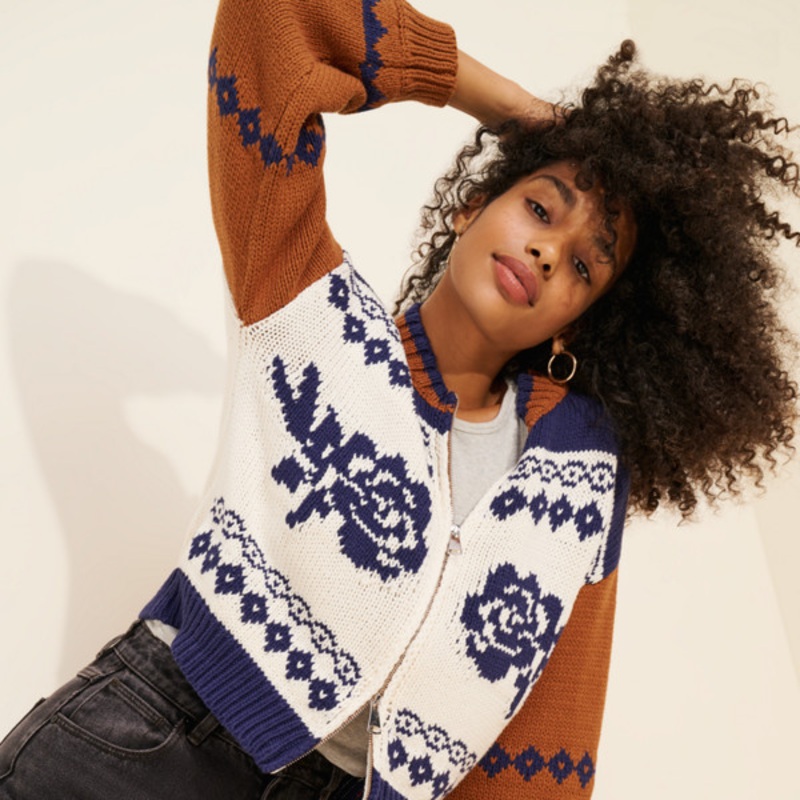 Sweet Rose Jacquard Zip Sweater