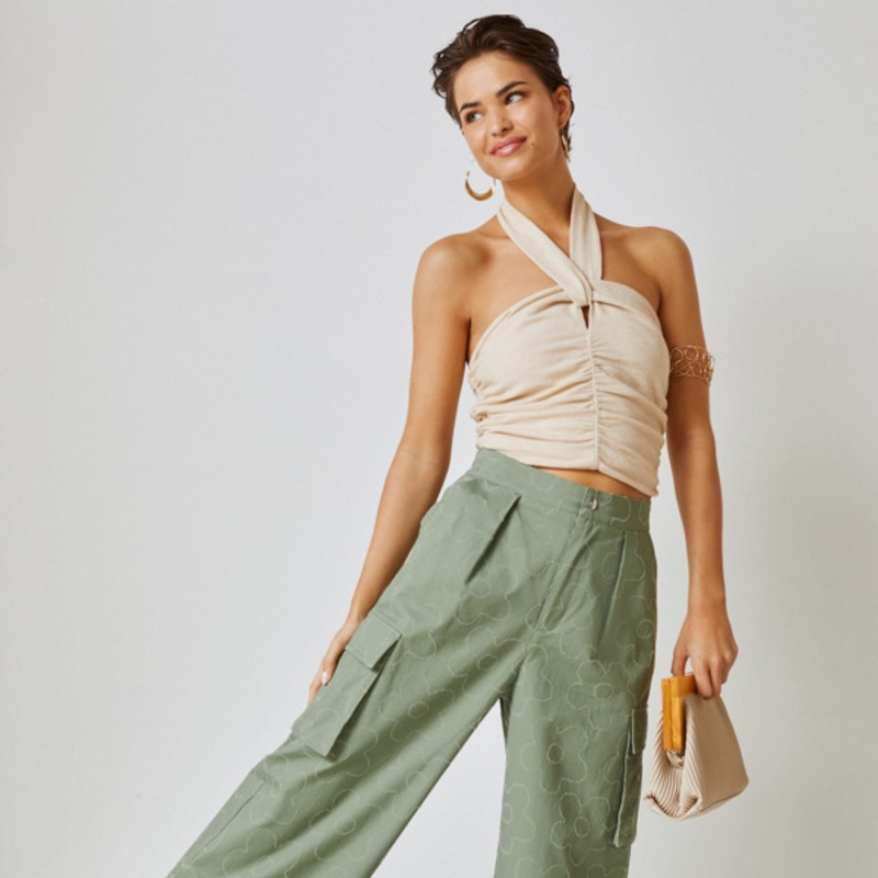 Wide-Leg Cargo Pants