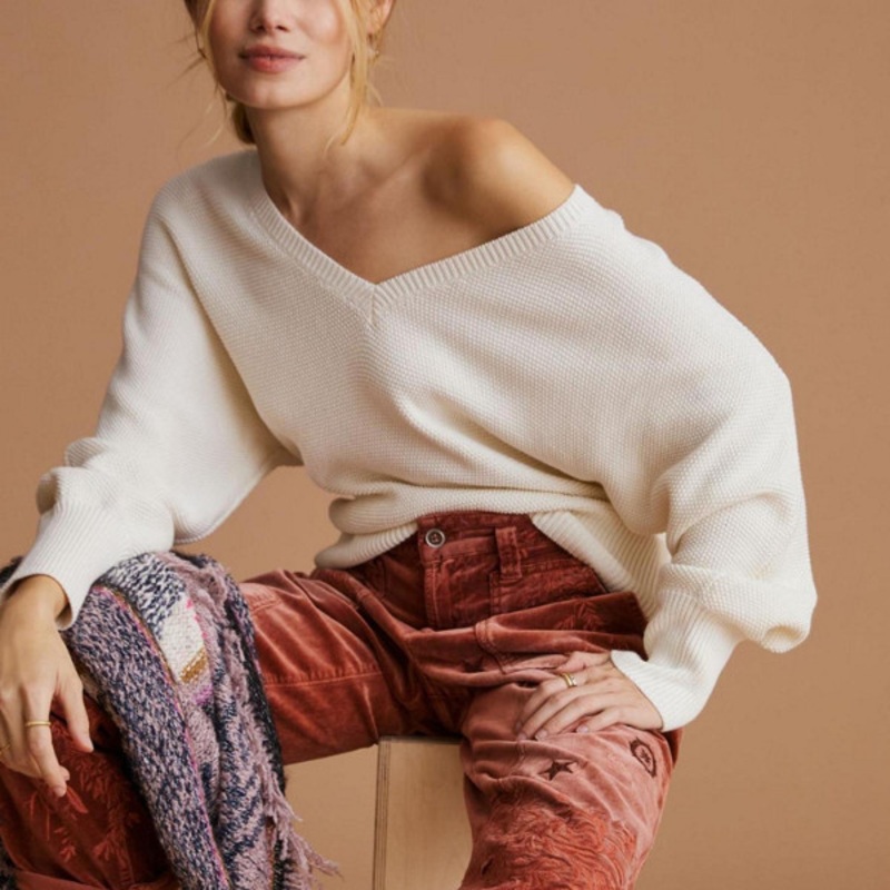 Slouchy V-Neck Pullover