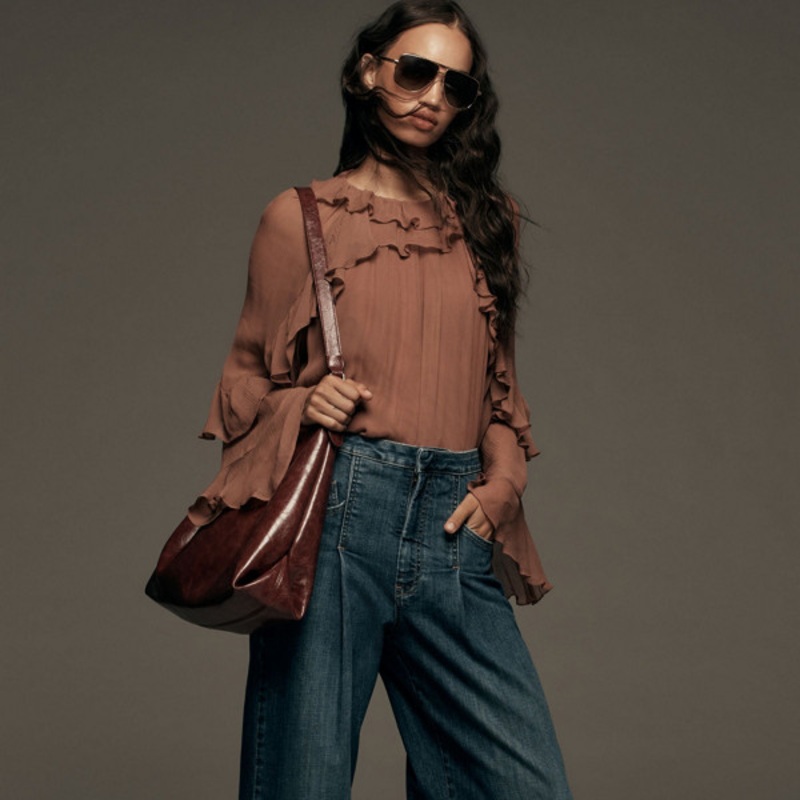 Full Pleated High-Rise Wide-Leg Jeans