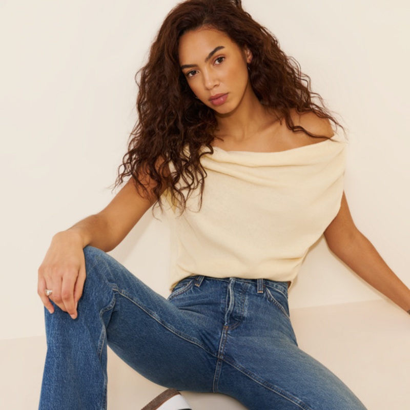 V-Waist Kelly Straight Leg Jeans