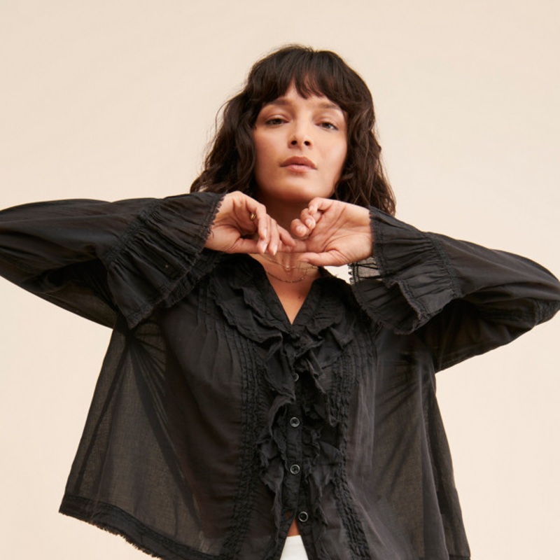 Savannah Ruffle Buttondown