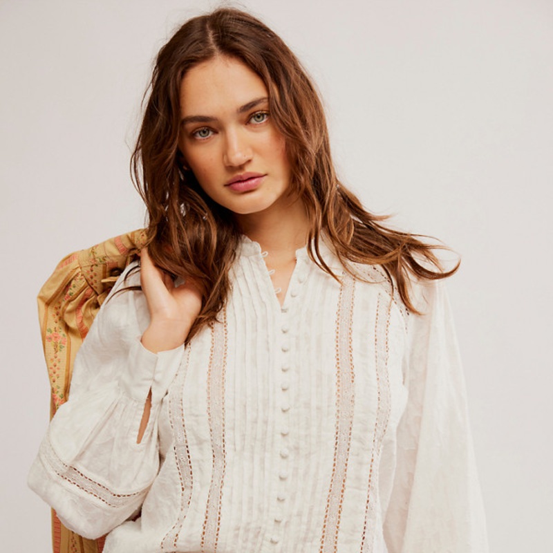 Annabelle Lace Blouse