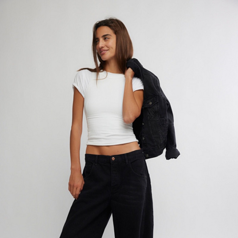 Good Luck Mid-Rise Barrel Jeans