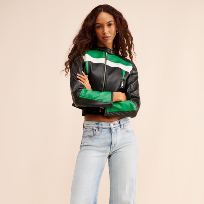 Wide-Leg Mid-Rise Jeans