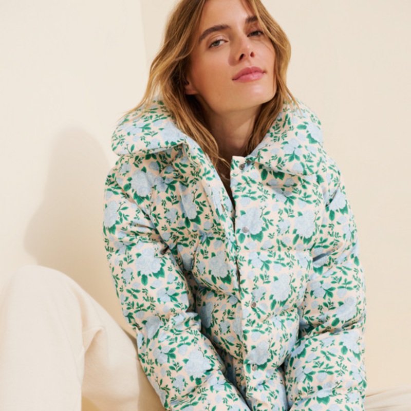 Small Roses Short Puffer Jacket