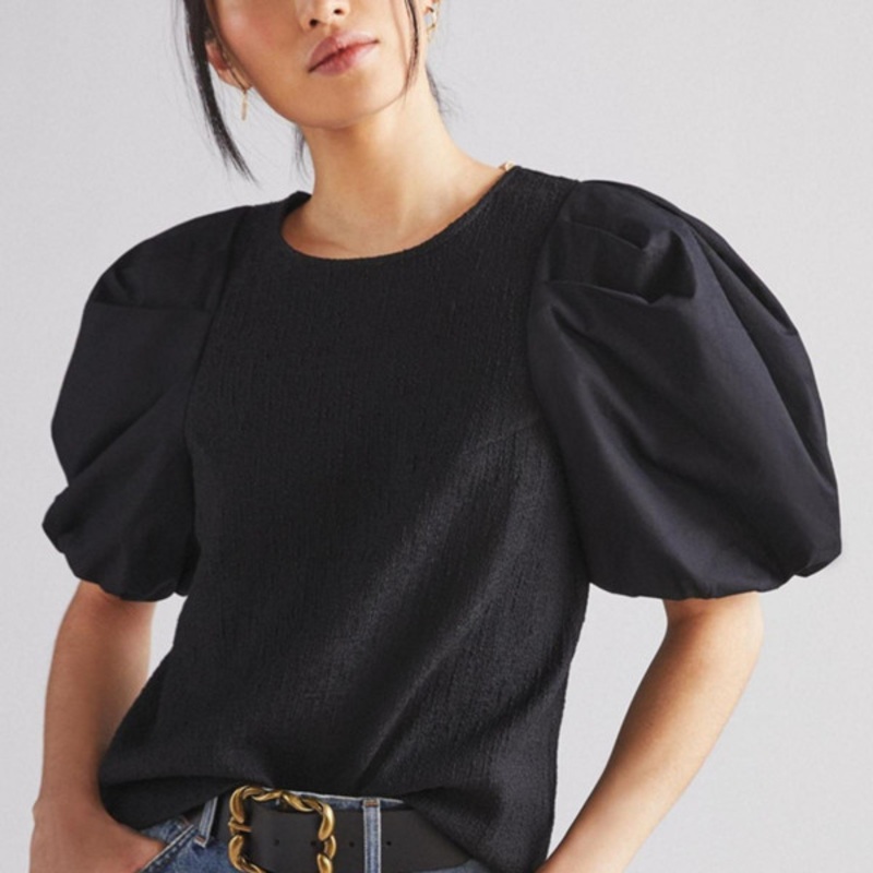 Femme Puff Sleeved Blouse
