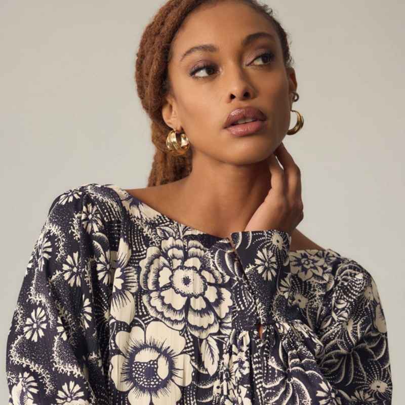 Balloon-Sleeve Floral Blouse