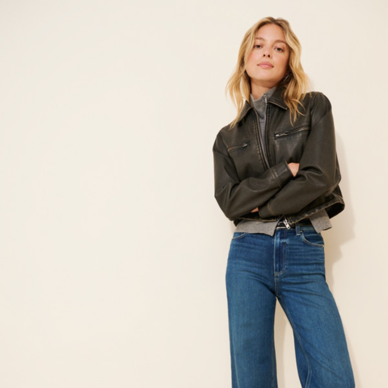 Anessa Raw Hem Wide-Crop Jeans