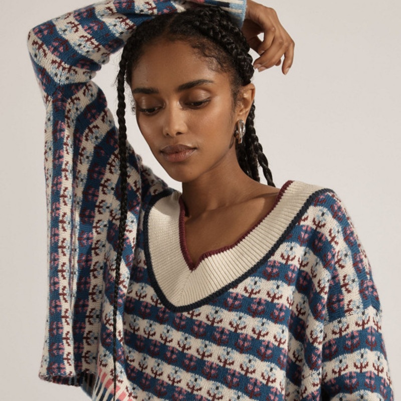 V-Neck Cropped Sweater