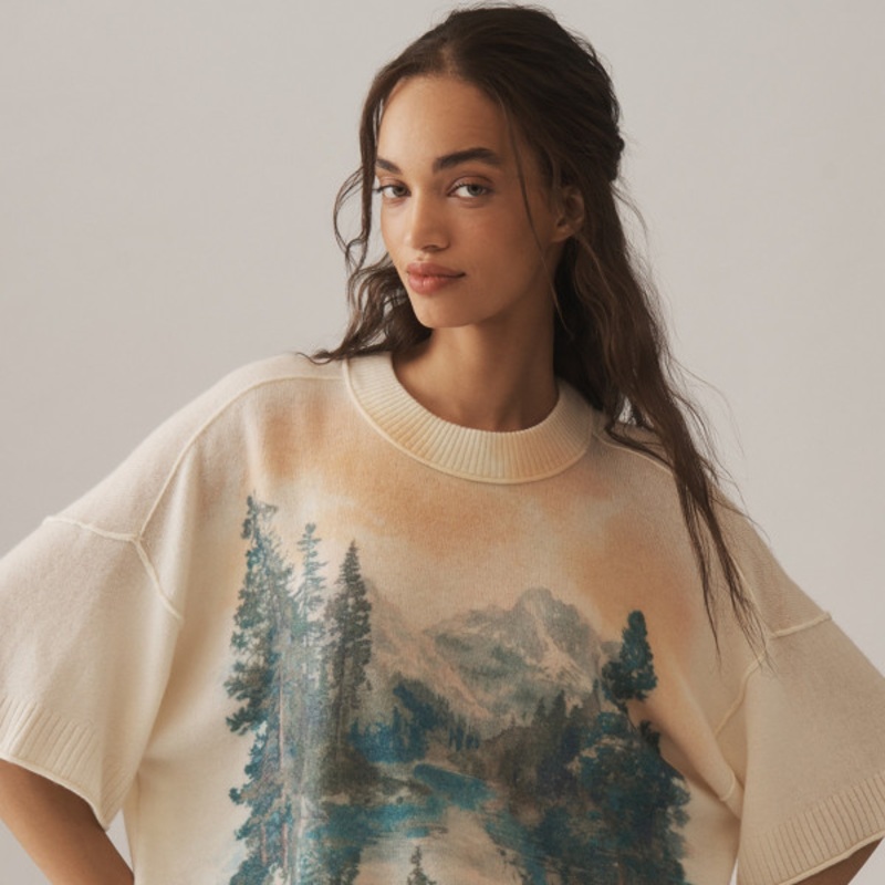 The Goldie Crew-Neck Cashmere Sweater